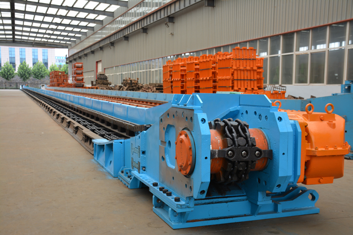 煤礦井下巷道用刮板輸送機