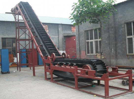 大傾角皮帶輸送機生產廠家展示 大傾角皮帶輸送機生產廠家展示