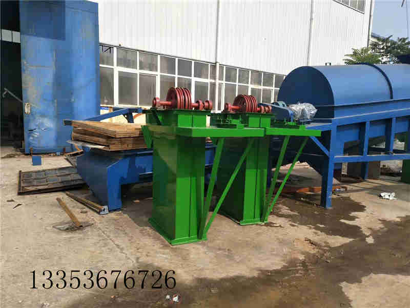 HL型環鏈離心斗式提升機廠家介紹提供圖片