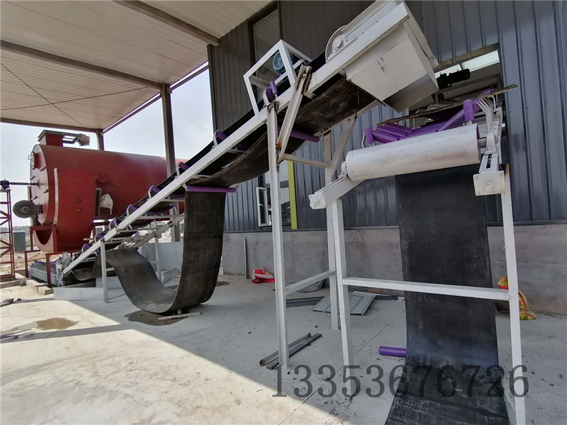 垃圾處理線篩分輸送設備安裝現場2