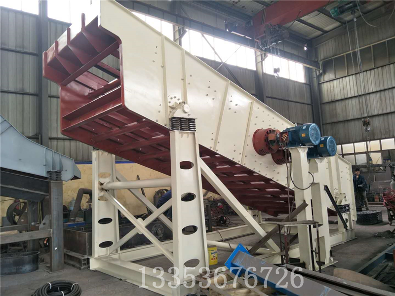 奧創大型礦用圓振篩廠家發貨34