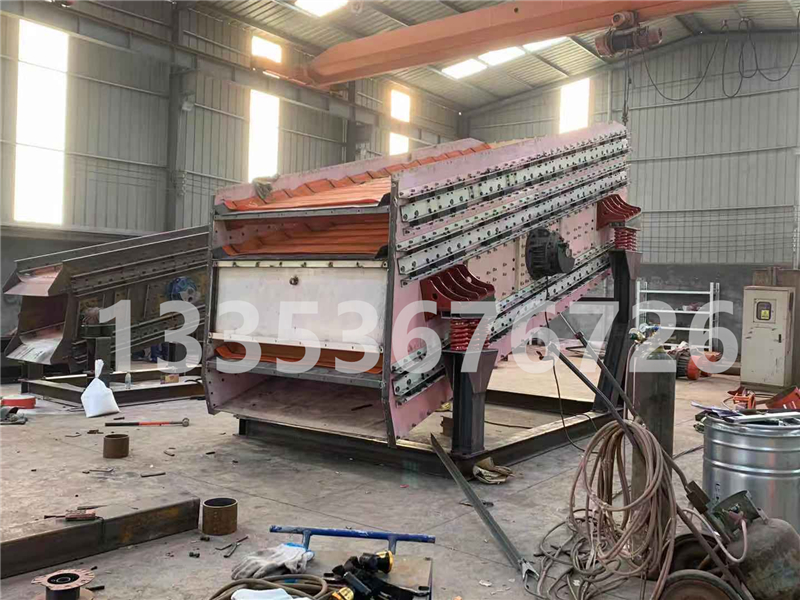 細(xì)粉分級方形搖擺篩和沸騰弛張篩的特點結(jié)構(gòu)原理的對比1