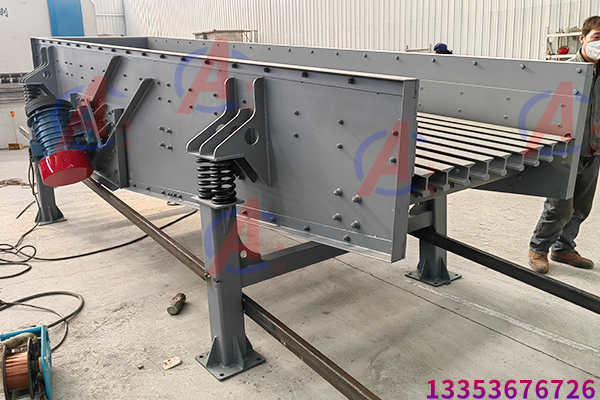 棒條式振動(dòng)篩給料篩分一體機(jī)