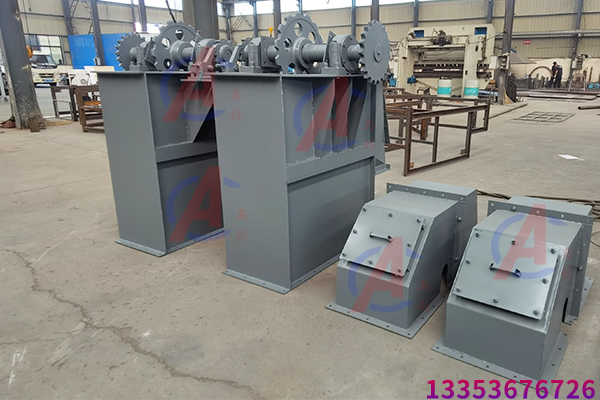 料斗垂直提升上料機(jī)有那些性能優(yōu)勢